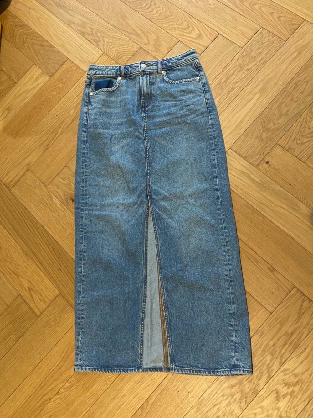 Midi Loft Jean Skirt